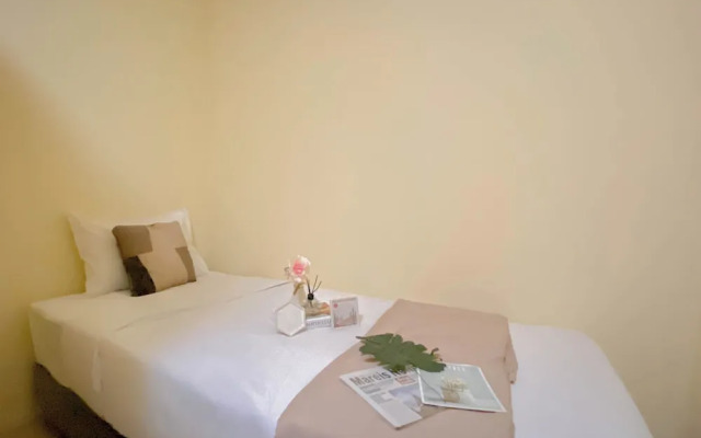 Comfy 2BR Apartment at Woodland Park Residence