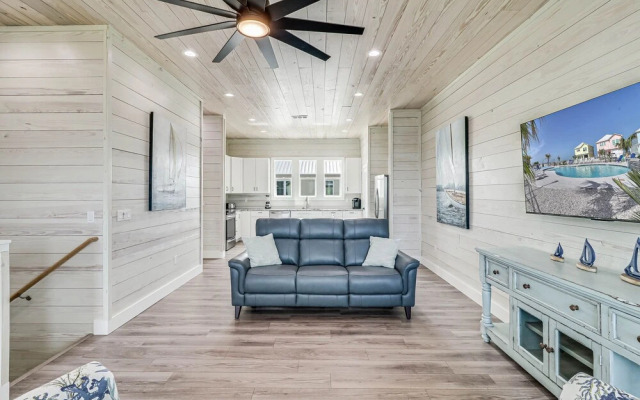 Set Sail Sp167 3 Bedroom Home by RedAwning