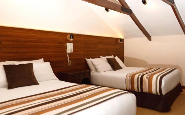 San Juan Suites
