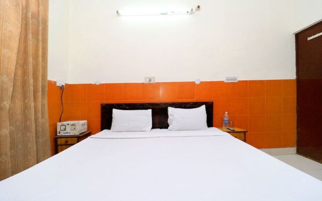 Spot On 38670 Hotel Diamond