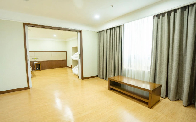 Jeju Robero Hotel