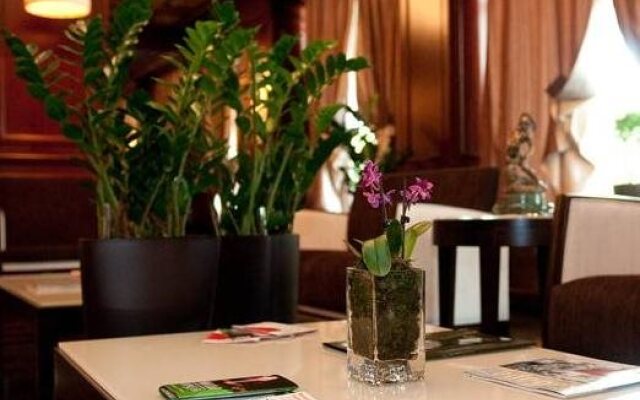 Hotel National