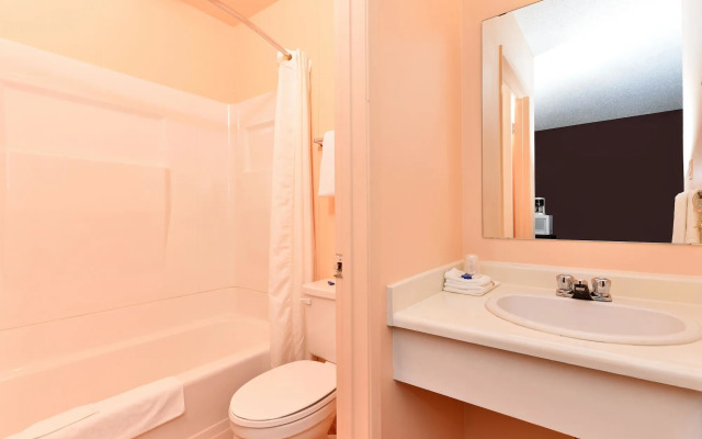 Canadas Best Value Inn Whitecourt