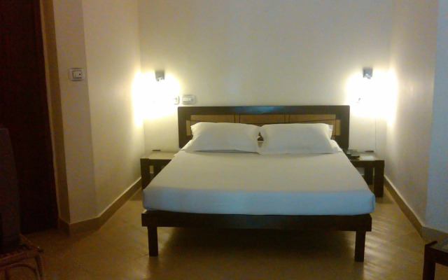 Deshadan Cliff and Beach Resort