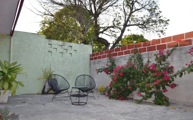 Casa Cuevas & Amaro