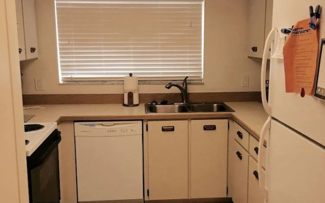 Sea Woods 2bdrm Condo 153
