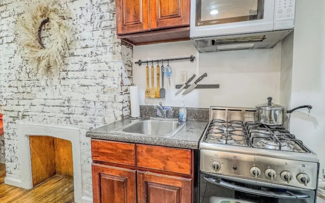 183 Orchard St
