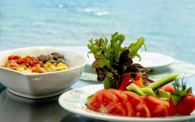 Assos Kayalar Blue Beach Hotel