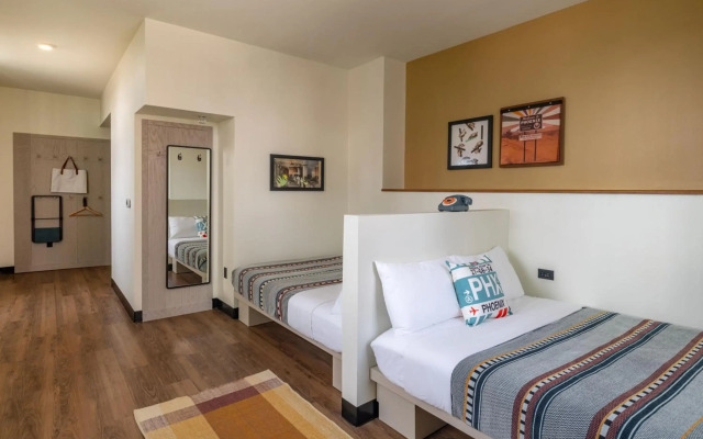 Moxy Phoenix Downtown