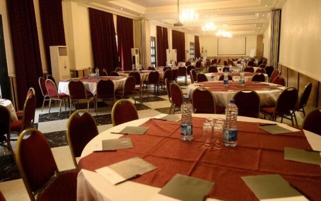 Elion House Hotel