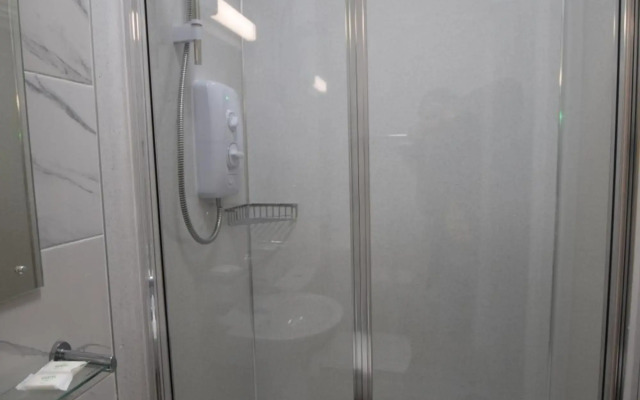 PremierLux Serviced Apartments