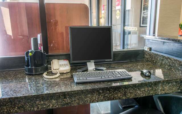 Comfort Suites Wixom - Novi