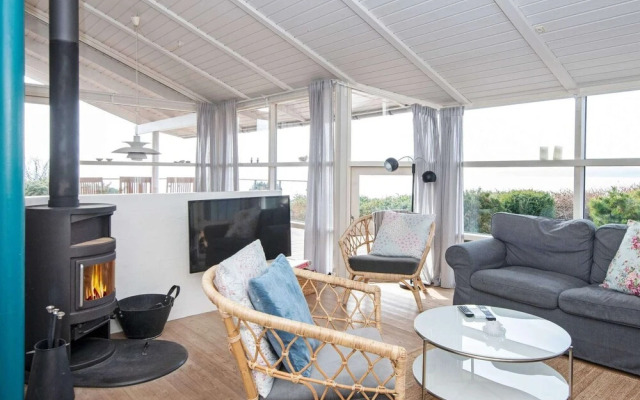 Cozy Holiday Home in Ebeltoft near Sea