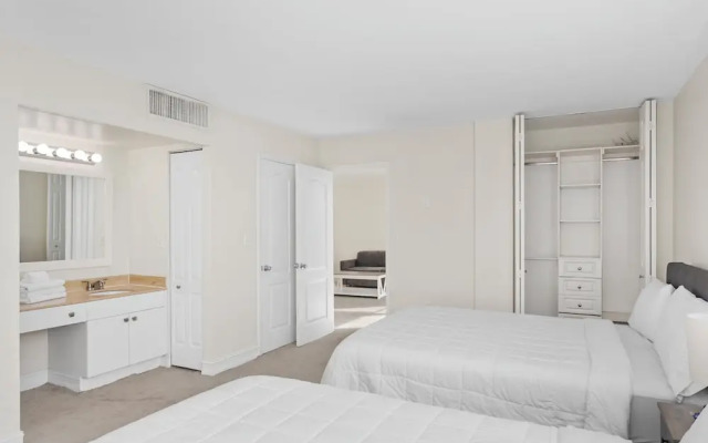 Bay Harbor Sunset Apt 3C