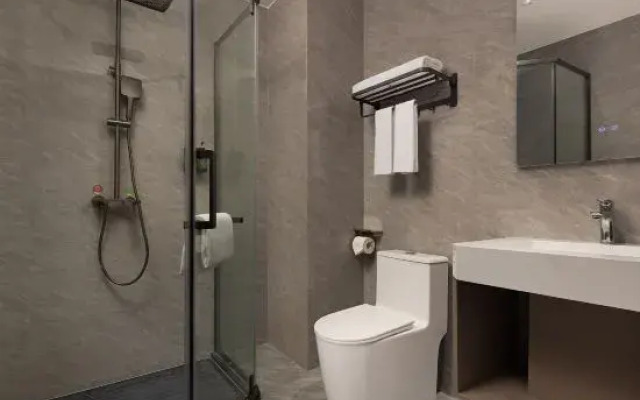 Luxury Hotel (Dongguan Buyaxiang Street Tourist Scenic Area)