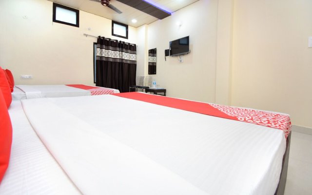 Aashiaana Guest House by OYO Rooms
