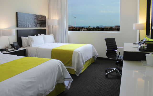 Holiday Inn Express Hotel & Suites Puebla Angelopolis, an IHG Hotel