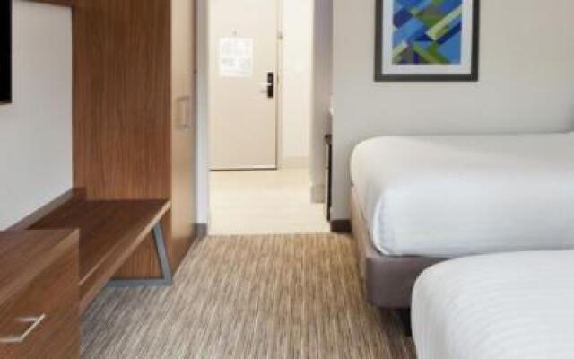 Holiday Inn Express & Suites Cartersville, an IHG