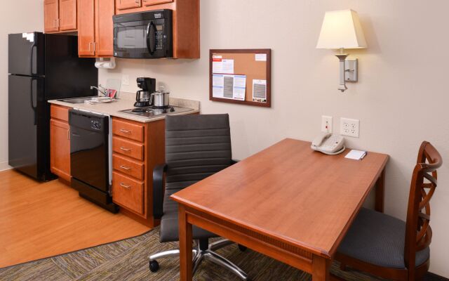Candlewood Suites Boise - Towne Square by IHG