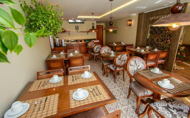 Pousada Caminho dos Plátanos