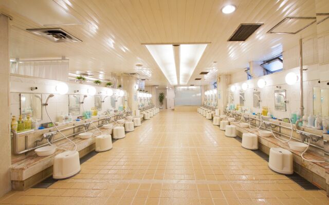 Capsule inn Osaka - Caters to Men