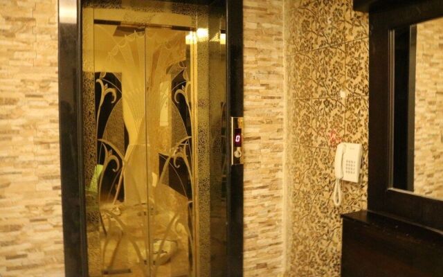 Mass Paradise Hotel