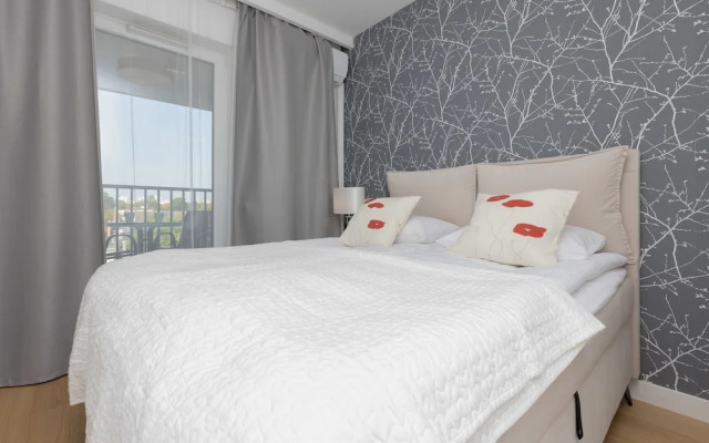 Studio Wola With Parking by Renters