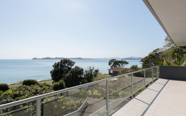 Sea Breeze Lodge