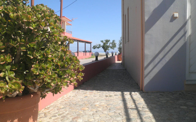 Haridimos Apartments