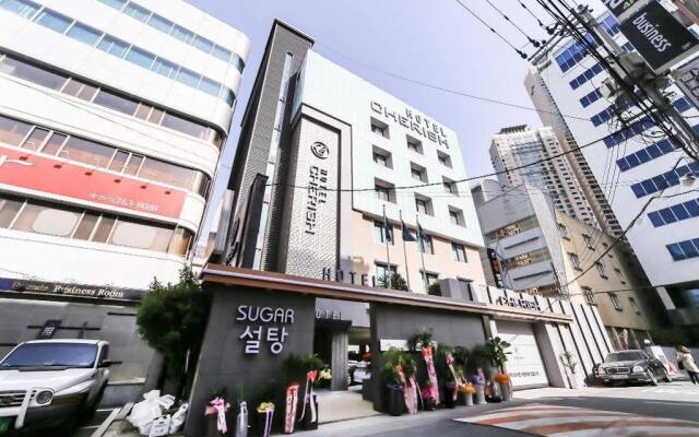 hotelImage