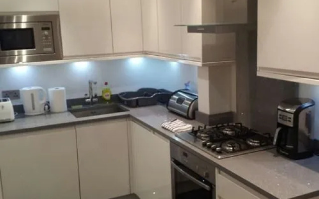 Plum Guide - Neal's Rooftop Retreat