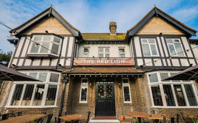 Red Lion Hotel