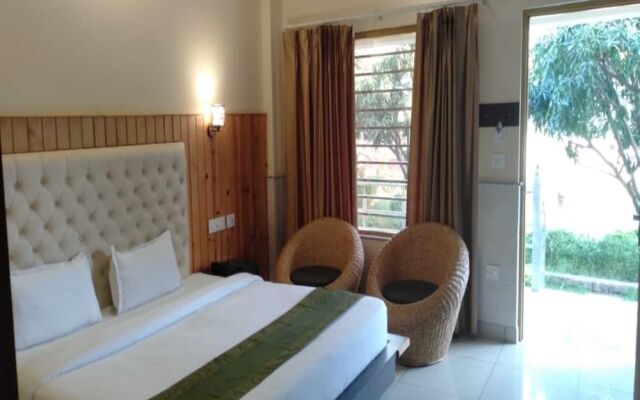 The Lily Resort