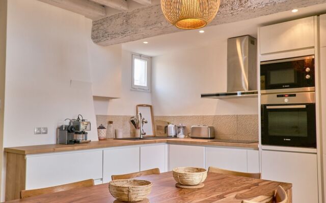 Truchet Penthouse