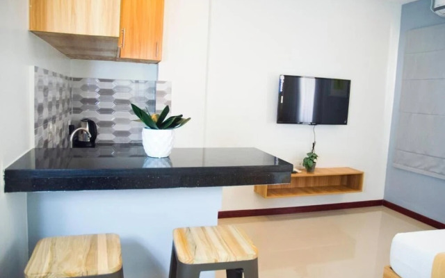 ELTI Suites