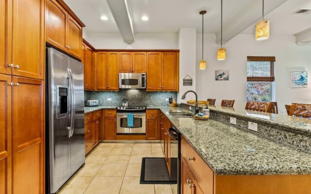 Mauna Lani Fairways Walk to the Beach!