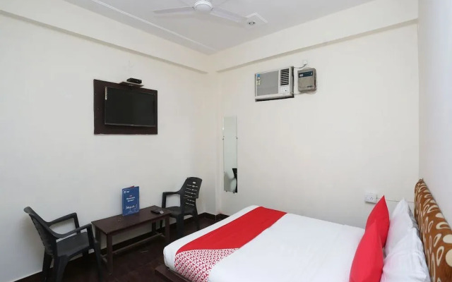 Hotel Hira By OYO Rooms