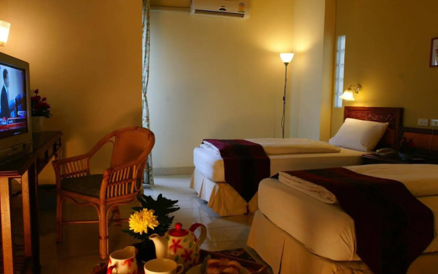 People Place Boutique In Town Hotel