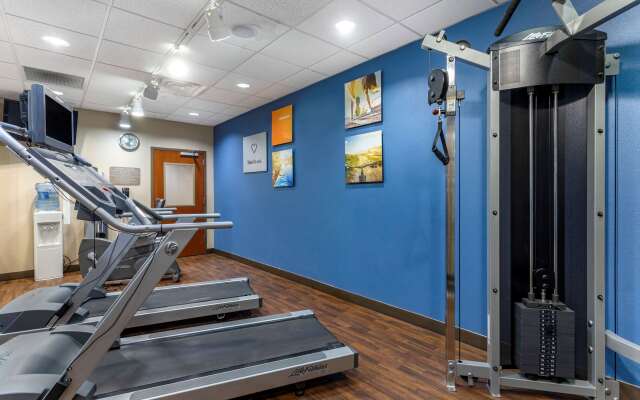 Comfort Suites Manchester