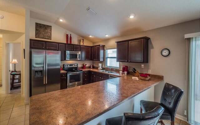 Vestridge Ave 3490 by White Pelican VR