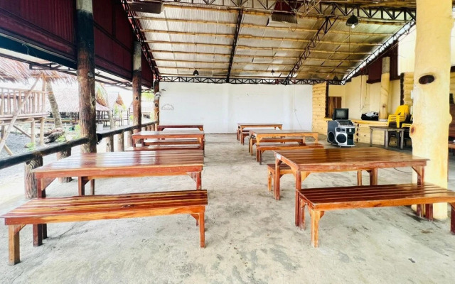 Precia Villavert Beach Resort