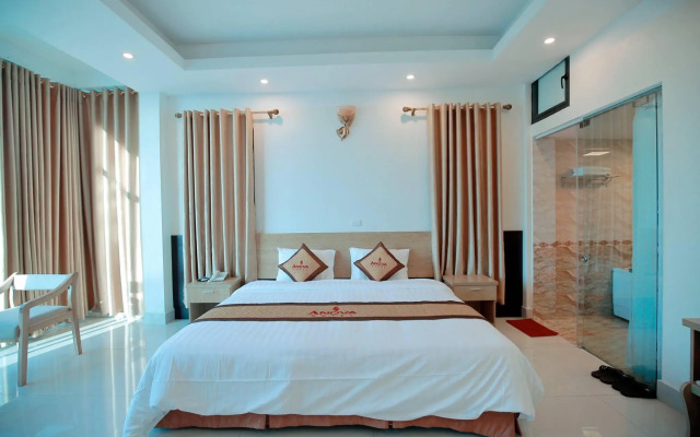 Anova Airport Hotel — Convenient & Friendly