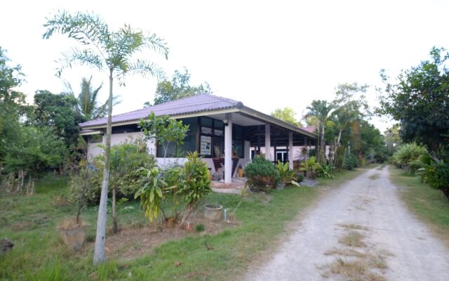 Petch Anda Resort