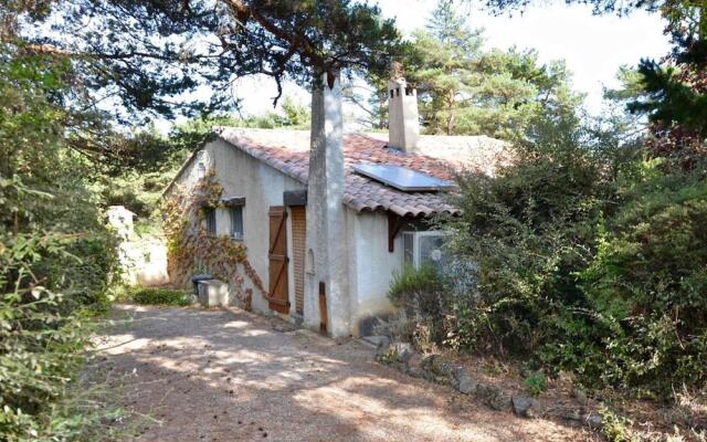 Pretty Holiday Home in Tourtour France Near Lake St. Croix