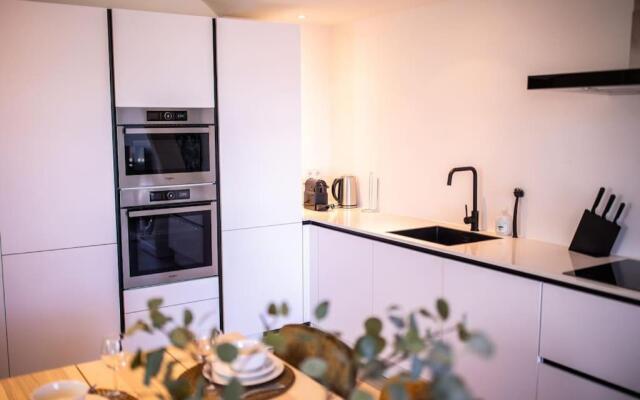 Exceptional 3 Bedroom Serviced Apartment 83m2 -NB304E-