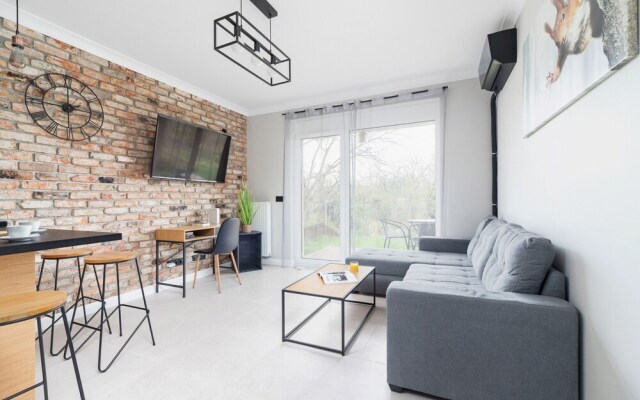Lema Apartments by Renters Prestige