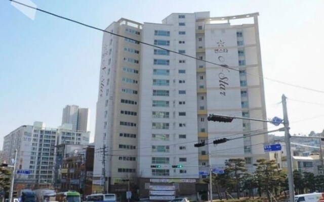 Modern & Gallery House