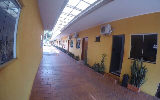 Hotel 2 Irmaos