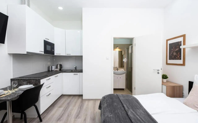Extra central - NEW - Charming Studio