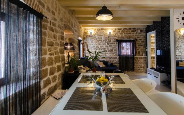 Apartment Capo Family & Capo Studio -Old Town-Parking